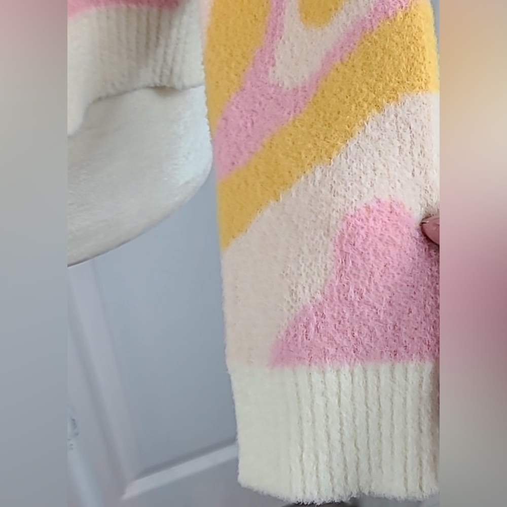 “ALTAR’D STATE” WOMEN’S CHENILLE SWEATER  SIZE M   EUC - Picture 2 of 8